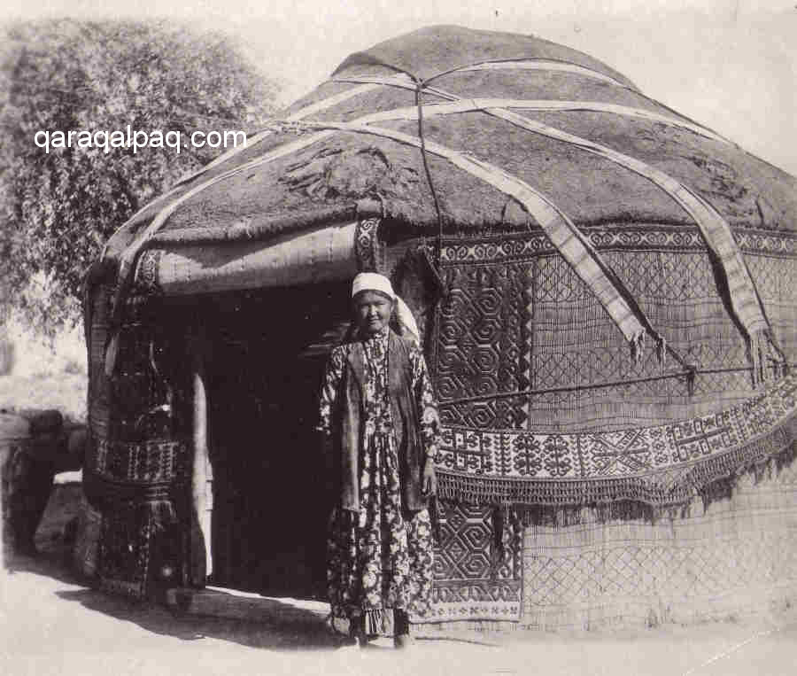 A Qaraqalpaq yurt in the 1930s
